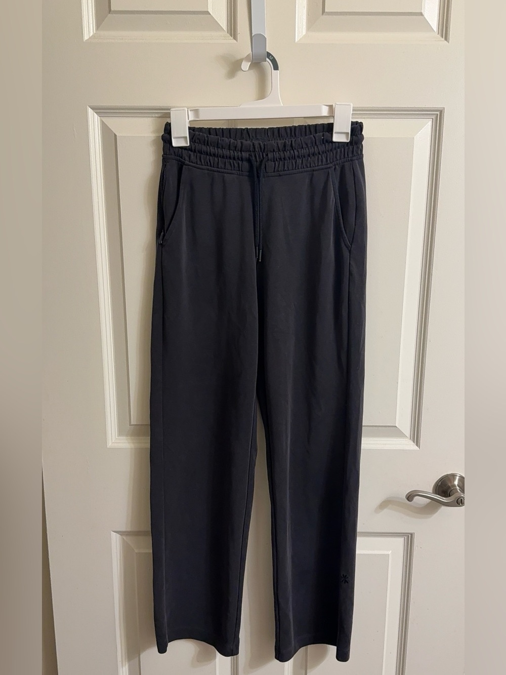 Athleta Black Women's Drawstring Wide-Leg Joggers